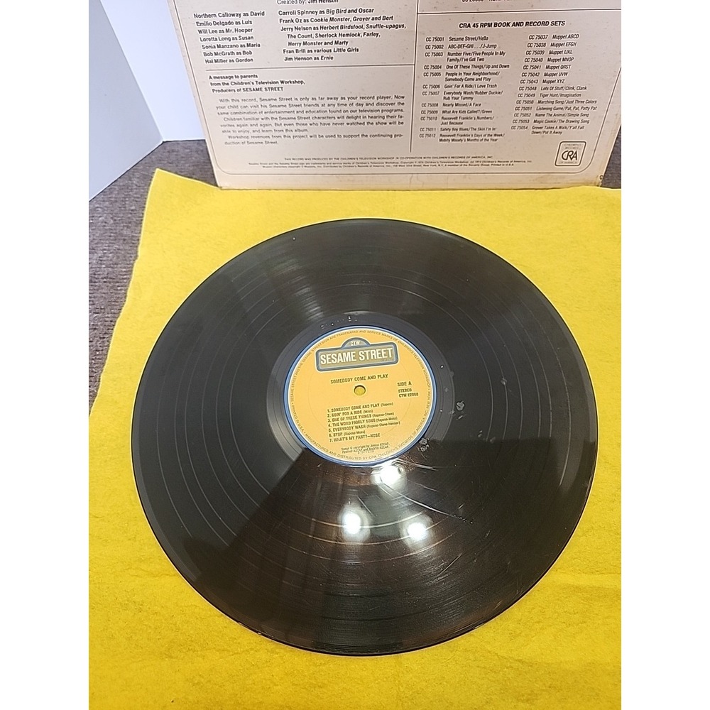 Sesame Street - Somebody Come & Play With Me On Sesame Street Vinyl Record LP - Picture 3 of 8